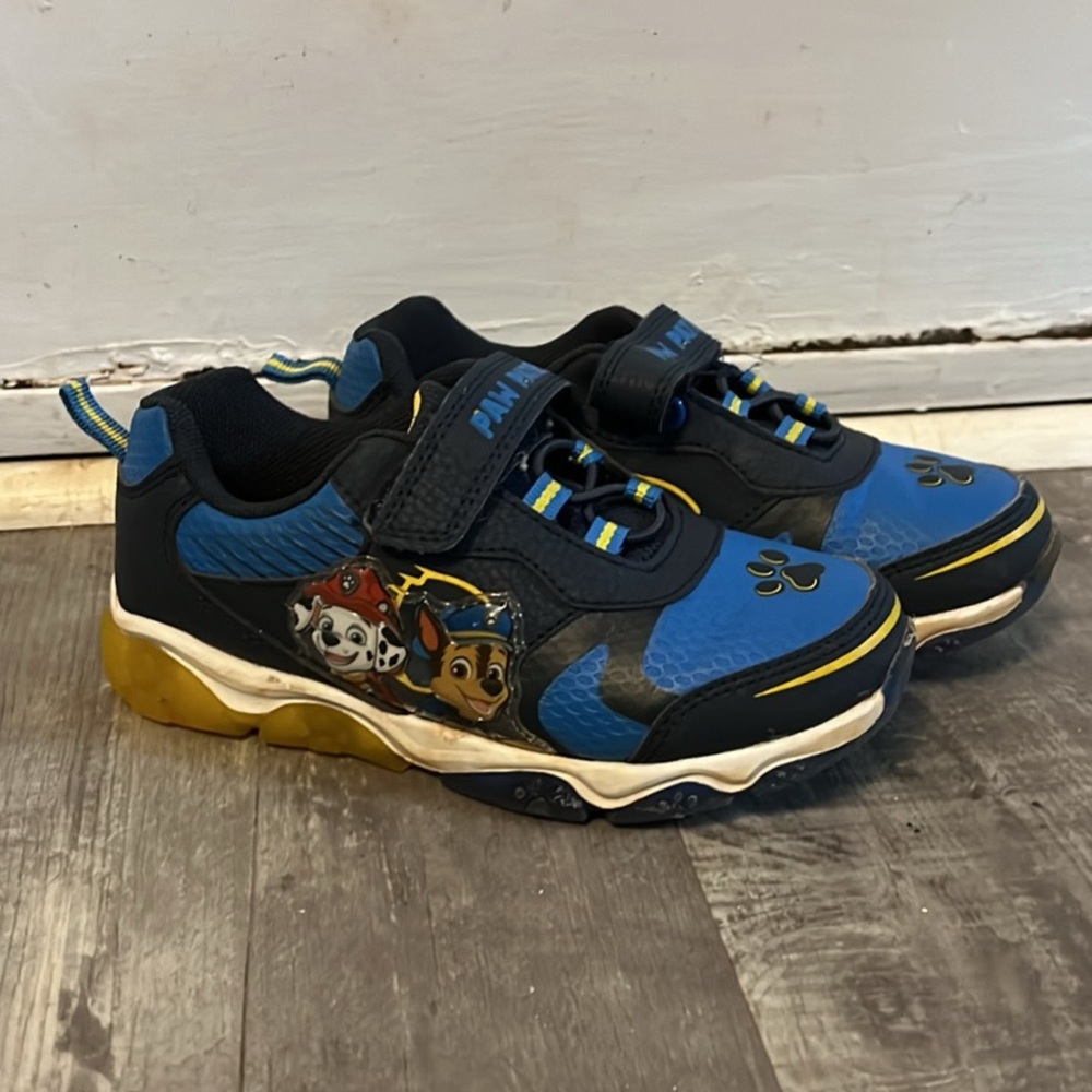 Paw Patrol Kids' Light Up Sneakers